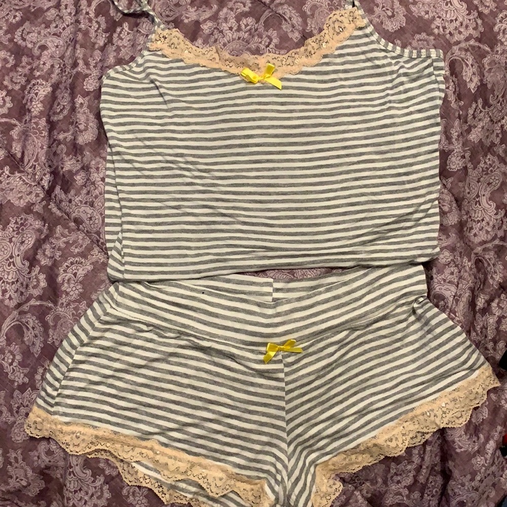 Honeyden pajama top and shorts